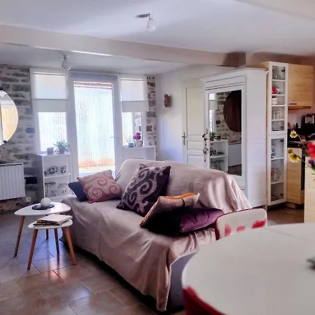La Maisonnette Des Miquelots, Patio & Charme, Proche Mont-st-michel Holiday home *