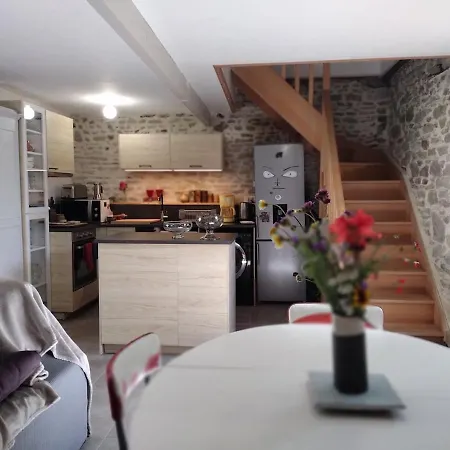 Holiday home La Maisonnette Des Miquelots, Patio & Charme, Proche Mont-st-michel Tanis
