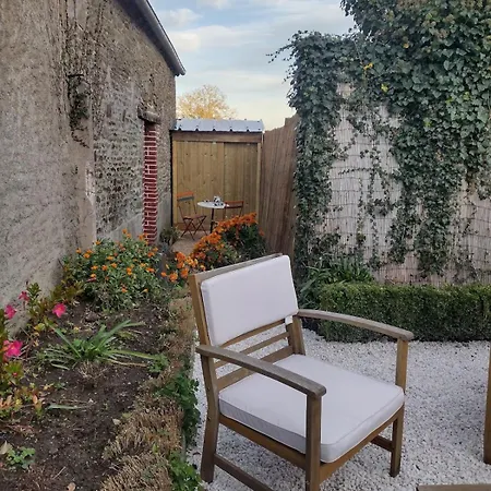 Holiday home La Maisonnette Des Miquelots, Patio & Charme, Proche Mont-st-michel