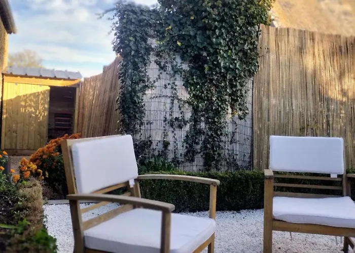 Small House Near Mont St Michel * Tanis